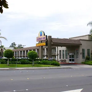 Hotel Queens